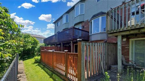 346 Highland Road W|Unit #18, Stoney Creek, ON - Outdoor With Balcony