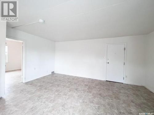 133 3Rd Avenue Ne, Swift Current, SK - Indoor Photo Showing Other Room