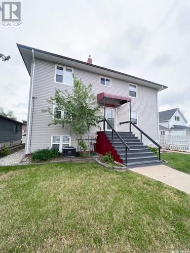 133 3Rd Avenue Ne, Swift Current, SK - Outdoor