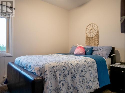 805 89 Avenue, Dawson Creek, BC - Indoor Photo Showing Bedroom