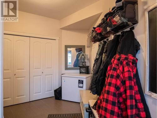 805 89 Avenue, Dawson Creek, BC - Indoor With Storage