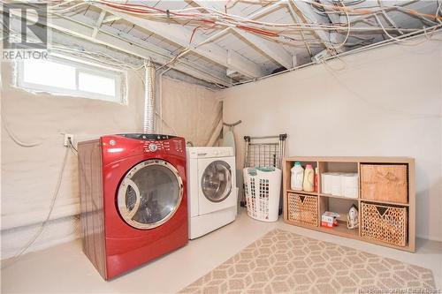 133 Saint-Pierre Est Boulevard, Caraquet, NB - Indoor Photo Showing Laundry Room