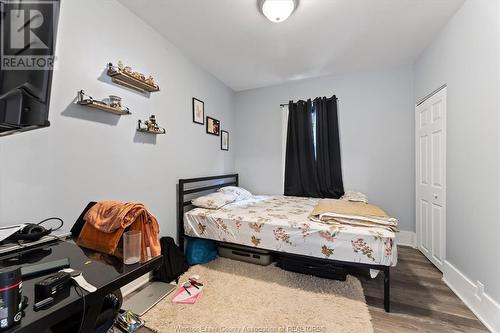 1112-1114 Hickory Road, Windsor, ON - Indoor Photo Showing Bedroom