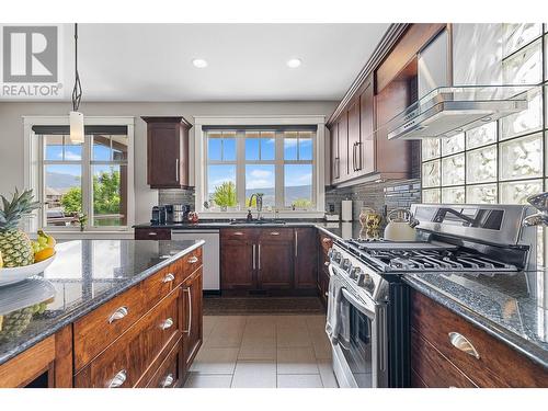 4100 Rockcress Court, Vernon, BC - Indoor Photo Showing Kitchen