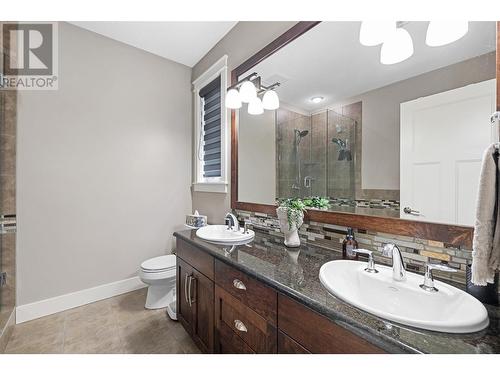 4100 Rockcress Court, Vernon, BC - Indoor Photo Showing Bathroom