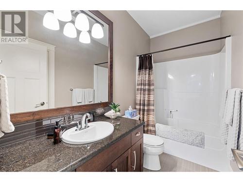 4100 Rockcress Court, Vernon, BC - Indoor Photo Showing Bathroom