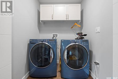 2712 Reynolds Street, Regina, SK - Indoor Photo Showing Laundry Room