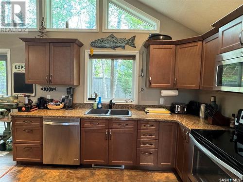 2 307 Birch Street, Lac La Ronge, SK - Indoor Photo Showing Kitchen With Double Sink