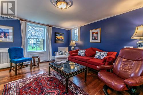 14 Kennas Hill, St. John'S, NL - Indoor Photo Showing Living Room