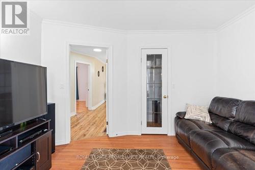 44 Peterson Street, Quinte West, ON - Indoor Photo Showing Living Room