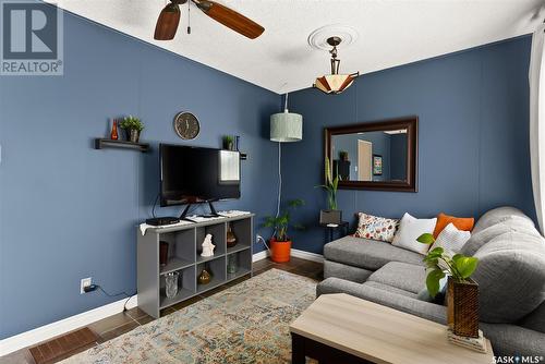 2154 Mackay Street, Regina, SK - Indoor Photo Showing Living Room
