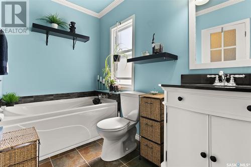 2154 Mackay Street, Regina, SK - Indoor Photo Showing Bathroom