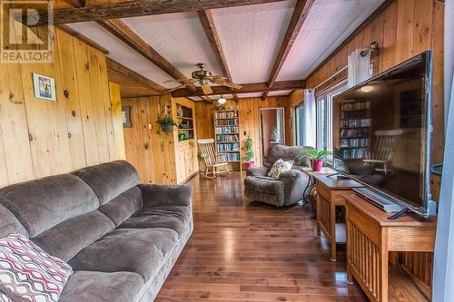 272 Kensington Point Rd|Johnson Township, Desbarats, ON - Indoor Photo Showing Living Room