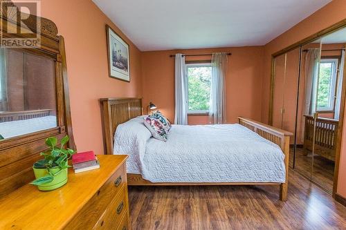 272 Kensington Point Rd|Johnson Township, Desbarats, ON - Indoor Photo Showing Bedroom