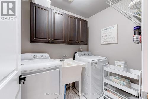 402 Martha Street, Burlington, ON - Indoor Photo Showing Laundry Room