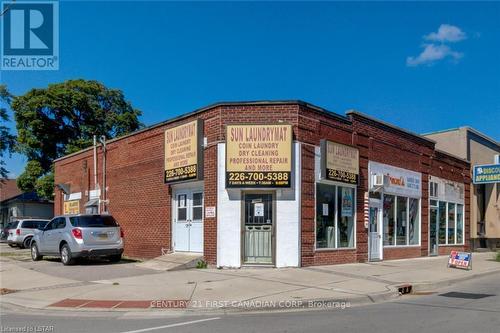 1062 Dundas Street E, London, ON 