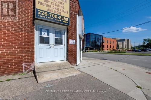 1062 -1064-1066 Dundas Street E, London, ON 