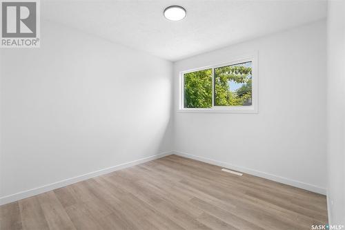 320 H Avenue S, Saskatoon, SK - Indoor Photo Showing Other Room