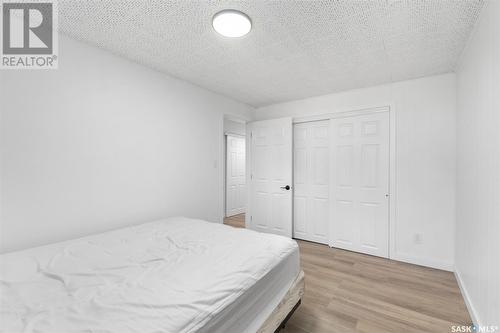 320 H Avenue S, Saskatoon, SK - Indoor Photo Showing Bedroom