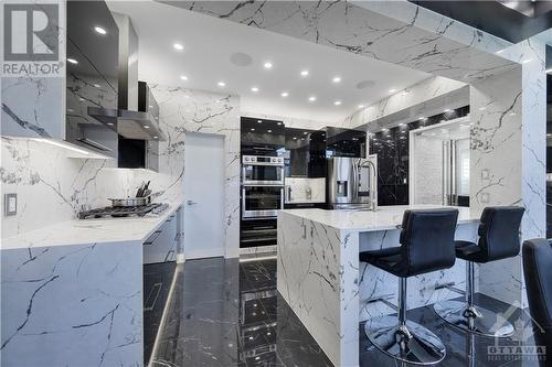 232 Condado Crescent, Stittsville, ON - Indoor Photo Showing Kitchen With Upgraded Kitchen