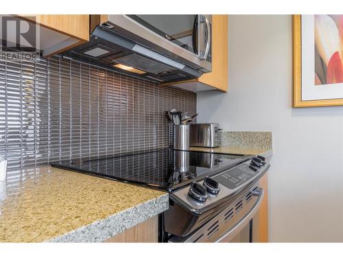 15 Park Place Unit# 407, Osoyoos, BC - Indoor Photo Showing Kitchen