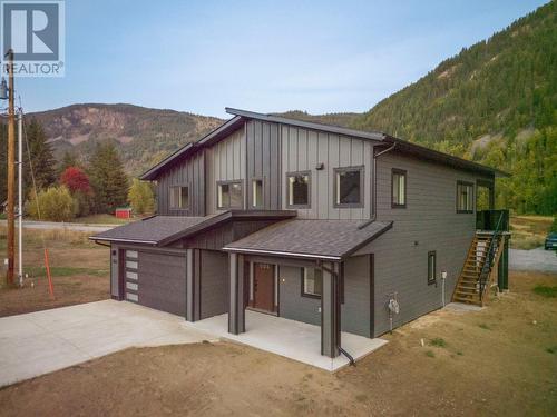 1143 Hipwell Road, Ootischenia, BC - Outdoor