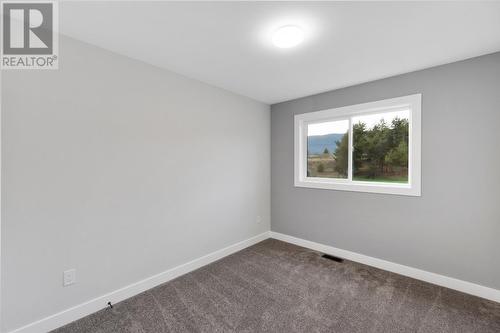 1143 Hipwell Road, Ootischenia, BC - Indoor Photo Showing Other Room