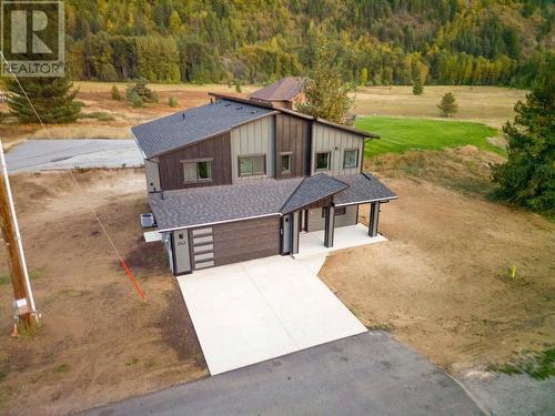 1143 Hipwell Road, Ootischenia, BC - Outdoor