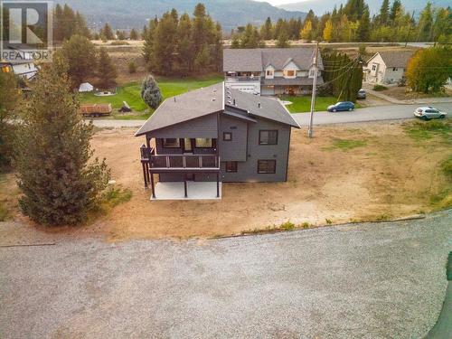 1143 Hipwell Road, Ootischenia, BC - Outdoor