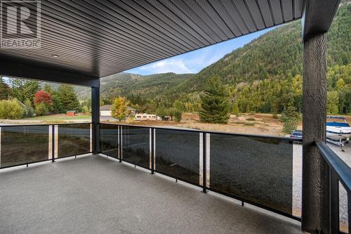 1143 Hipwell Road, Ootischenia, BC - Outdoor