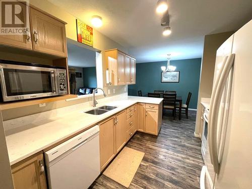 8907 Pineo Court Unit# 207, Summerland, BC - Indoor Photo Showing Kitchen With Double Sink