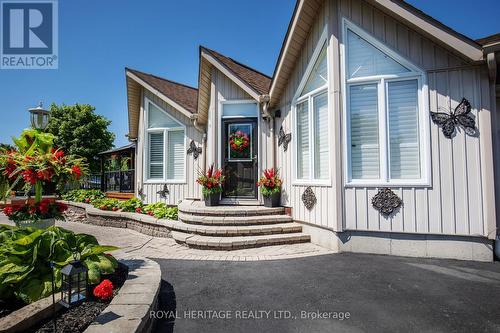 9 Pleasantview Crescent, Kawartha Lakes (Little Britain), ON - Outdoor With Facade