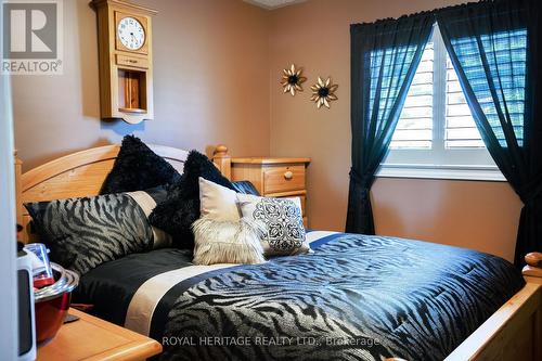 9 Pleasantview Crescent, Kawartha Lakes (Little Britain), ON - Indoor Photo Showing Bedroom