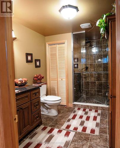 9 Pleasantview Crescent, Kawartha Lakes (Little Britain), ON - Indoor Photo Showing Bathroom