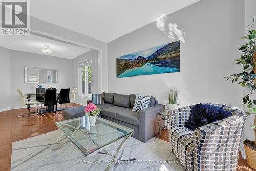 3 Seahorse Avenue, Brampton, ON - Indoor Photo Showing Living Room