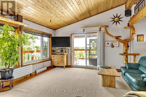 148 Glen Ridge Road, Marmora And Lake, ON - Indoor Photo Showing Living Room