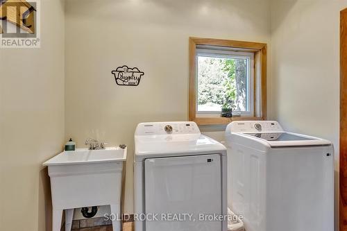 148 Glen Ridge Road, Marmora And Lake, ON - Indoor Photo Showing Laundry Room