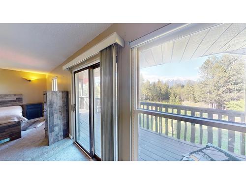 8083 Highway 3/93, Cranbrook, BC -  With Balcony With Exterior