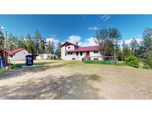 8083 Highway 3/93, Cranbrook, BC - Outdoor