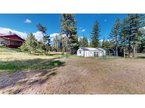 8083 Highway 3/93, Cranbrook, BC - Outdoor