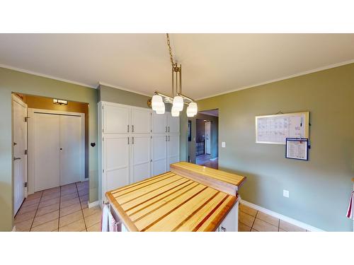 8083 Highway 3/93, Cranbrook, BC - Indoor Photo Showing Dining Room