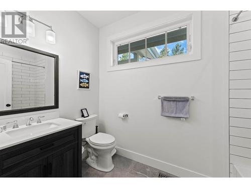 6580 Monck Park Road, Merritt, BC - Indoor Photo Showing Bathroom