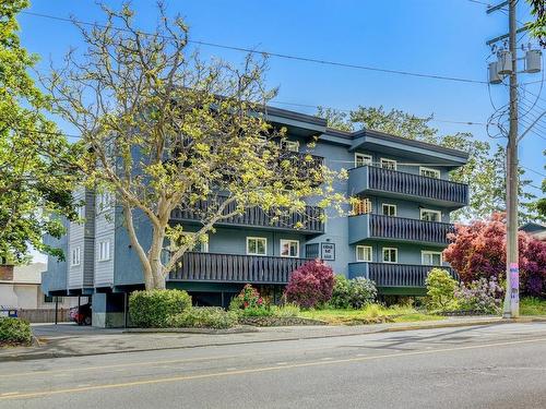 202-1215 Bay St, Victoria, BC - Outdoor With Facade