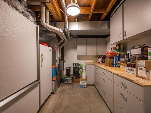 9130 Barnhartvale Road, Kamloops, BC - Indoor Photo Showing Basement