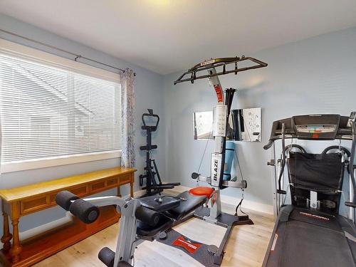 1635 Chestnut Ave, Merritt, BC - Indoor Photo Showing Gym Room