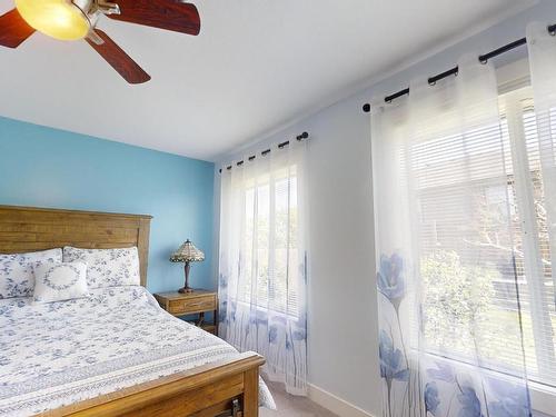 1635 Chestnut Ave, Merritt, BC - Indoor Photo Showing Bedroom