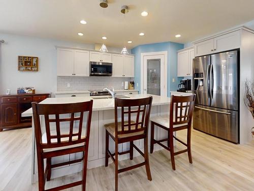 1635 Chestnut Ave, Merritt, BC - Indoor Photo Showing Kitchen