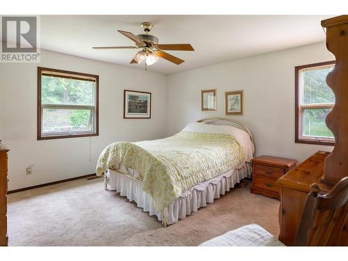 13821 Talbot Road, Lake Country, BC - Indoor Photo Showing Bedroom