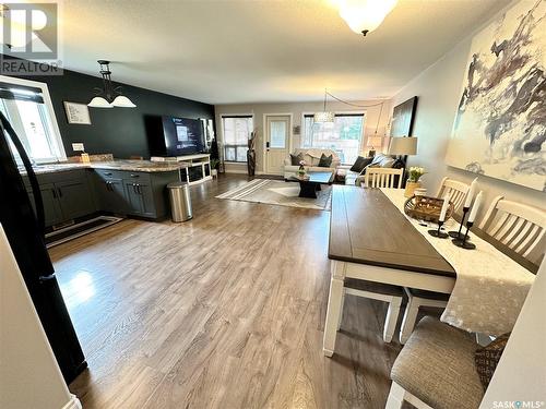 20 3Rd Avenue, Weyburn, SK - Indoor