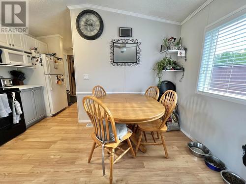 6 562 Elm Street, Quesnel, BC - Indoor Photo Showing Dining Room